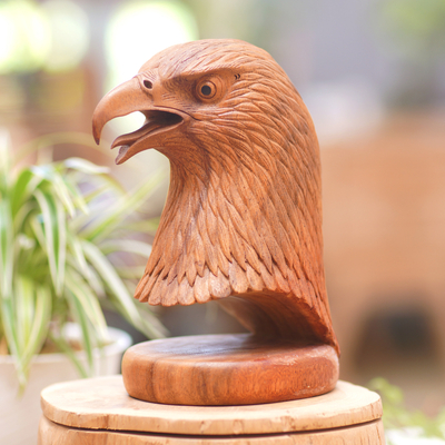 Wood sculpture, 'Eagle's Gaze' - Hand-Carved Bird Sculpture in Balinese Suar Wood
