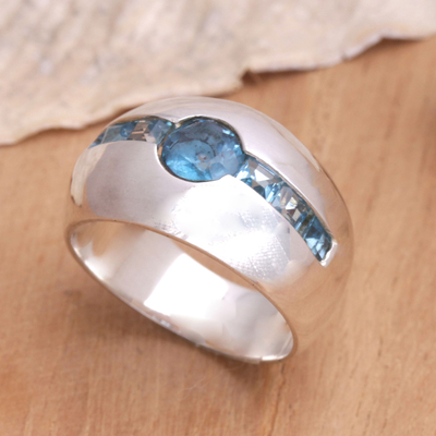Blauer Topas-Cocktailring - Gewölbter Ring aus Silber und Blautopas