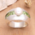 Anillo de cóctel de perlas cultivadas y peridoto, 'Heart Song' - Anillo único de plata con perlas cultivadas y peridoto