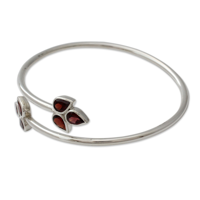 Garnet bracelet, 'Red Ivy' - Indian Sterling Silver Bangle Garnet Bracelet