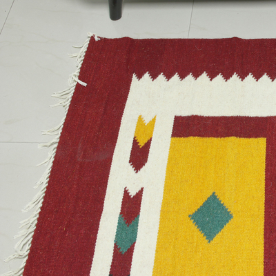 Wool dhurrie rug, 'Diamond Sun' (4x6) - Wool Indian Area Rug (4x6)