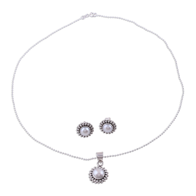 Pearl jewelry set, 'Pristine' - Handmade Indian Bridal Pearl Jewelry Set in Sterling Silver 