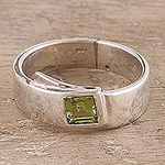 Peridot solitaire ring, 'Buckle Up'