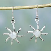 Pendientes de piedra lunar, 'Rainbow Sun' - Pendientes colgantes de piedra lunar y plata de ley hechos a mano