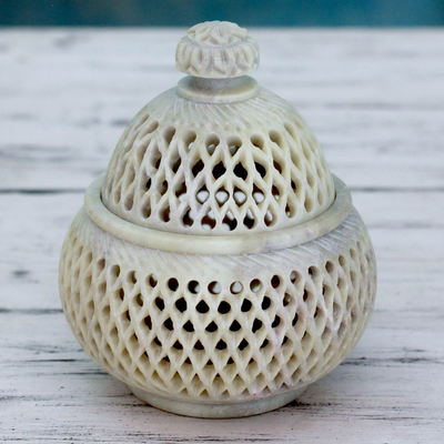Soapstone jar, 'Lattice Lace' (medium) - Hand Carved Soapstone Jali Jar (Medium)