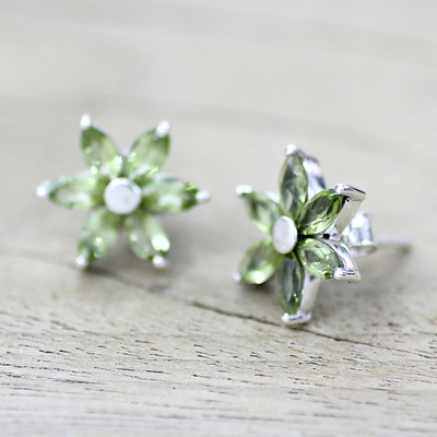 Peridot earrings, 'Summer Blossom' - Women's Floral Sterling Silver Button Peridot Earrings