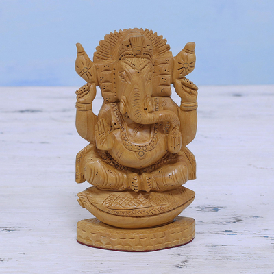 Holzskulptur, 'Ganesha auf dem Muschelthron'. - Holzskulptur