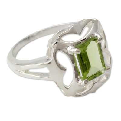 Peridot cocktail ring, 'Reverie' - Sterling Silver Single Stone Peridot Ring
