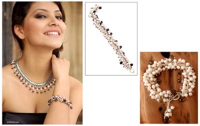Pearl and garnet beaded bracelet, 'Mesmerizing' - Pearl and garnet beaded bracelet