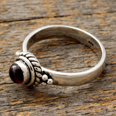 Garnet birthstone ring, 'Scarlet Mystery' - Sterling Silver and Garnet Ring