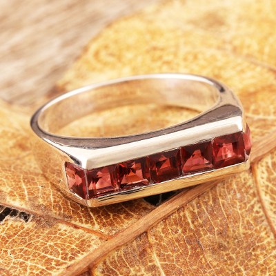 Garnet cocktail ring, 'Sparkling Crimson' - Garnet cocktail ring