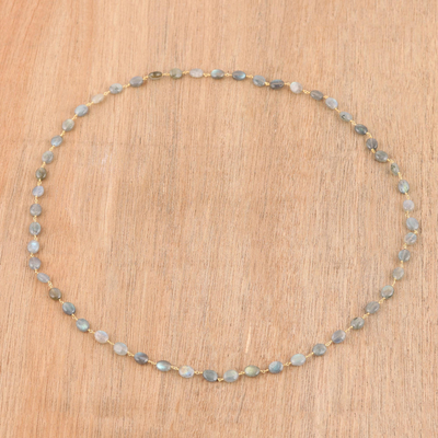 Vergoldete, langsträngige Labradorit-Halskette, 'Verbindungen - Goldplattiertes Labradorit-Strangcollier