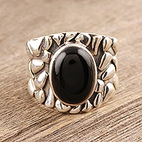 Anillo de ónix para hombre, 'Dark Clouds' - Anillo abovedado de plata y ónix para hombre