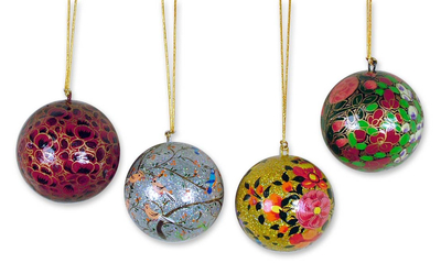 Ornaments, 'Joyful Melody' (set of 4, medium) - Collectible Christmas Papier Mache Bird Ornaments (Set of 4)