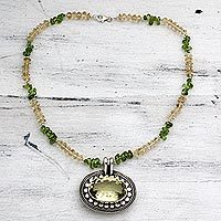 Collar colgante de citrino, peridoto y cuarzo limón, 'Impresionante girasol' - Collar colgante de plata de peridoto y citrino