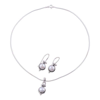 Pearl jewelry set, 'Honesty' - Bridal Sterling Silver Pearl Jewelry Set from India