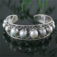 Pearl cuff bracelet, 'Nostalgic Chic' - Pearl and Sterling Silver Cuff Bracelet from India