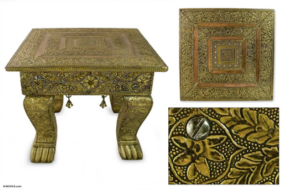 Brass accent table, Golden Garland (medium)