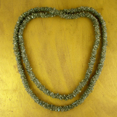 Lange Halskette aus Labradoritperlen - Lange Halskette aus Labradoritperlen