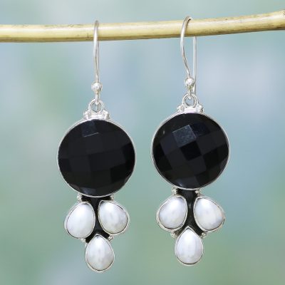 Pearl and onyx flower earrings, 'Facets' - Sterling Silver Pearl and Onyx Earrings from India