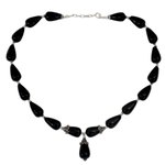 Onyx Y necklace, 'Radiant Black' - Onyx Y necklace