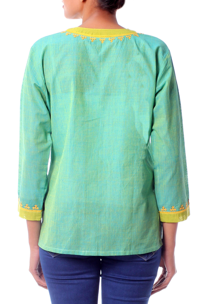 Blusa de algodón - Blusa de algodón bordada en verde y amarillo