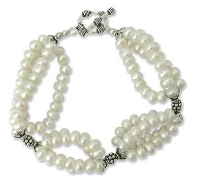 Cultured pearl beaded bracelet, 'Cloud Song' - Pearl beaded bracelet