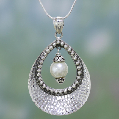 Cultured pearl pendant necklace, 'Precious Halo' - Cultured Pearl Pendant Necklace