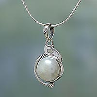 Pearl pendant necklace, 'India Rapture'