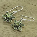 Peridot flower earrings, 'Daisy Beauty' - Peridot Earrings from Sterling Silver Flower Jewelry