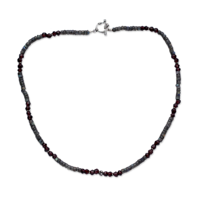 Halskette aus Labradorit- und Granatperlen - Halskette aus Labradorit- und Granatperlen