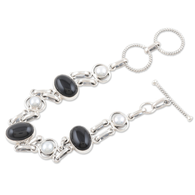 Pearl and onyx link bracelet, 'Jaipur Night' - Pearl and onyx link bracelet