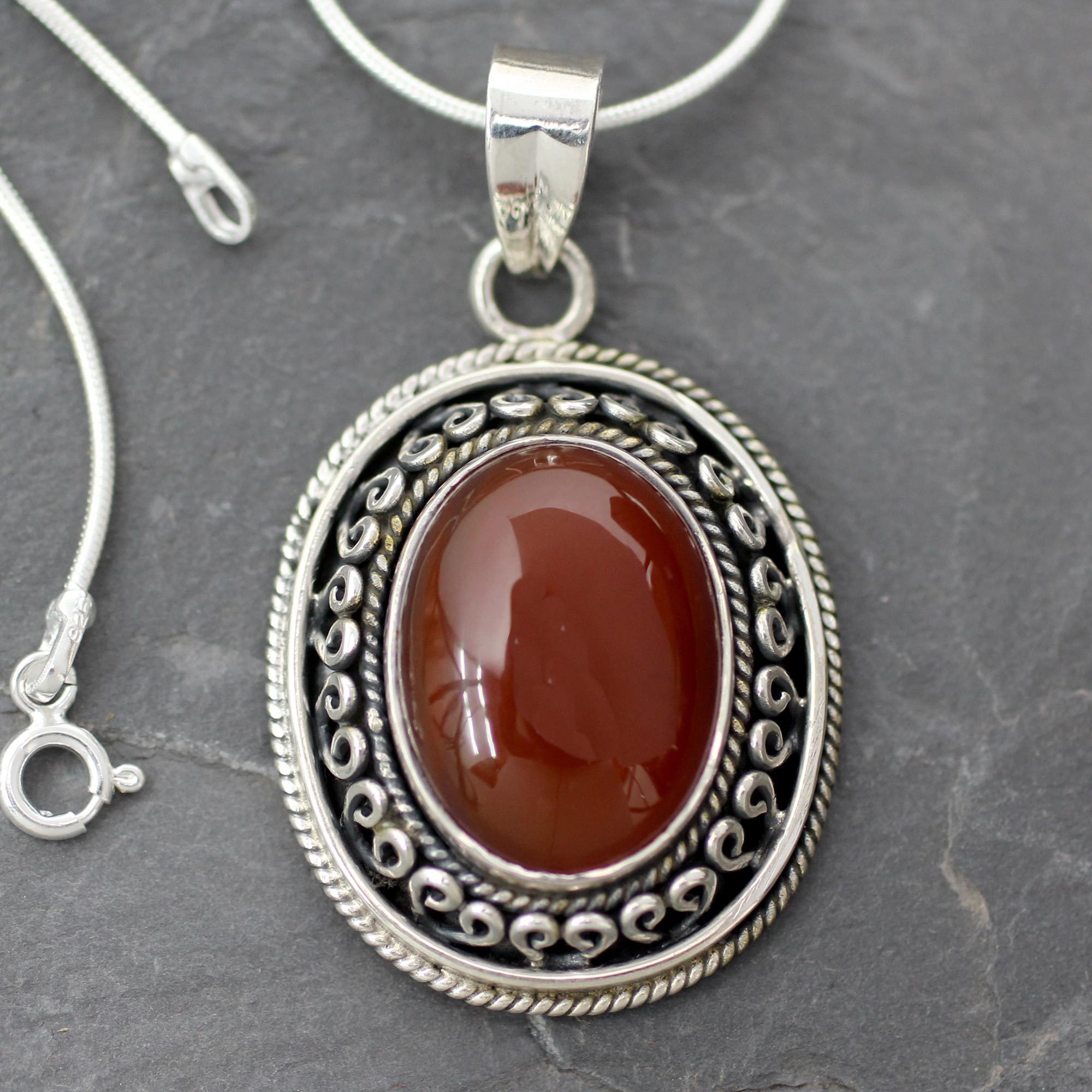 15.75 Tradition NOVICA Onyx .925 Sterling Silver Pendant Necklace