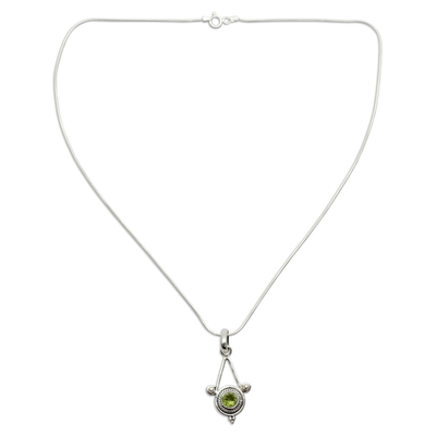 Halskette mit Peridot-Anhänger - Halskette aus Sterlingsilber und Peridot, moderner indischer Schmuck 