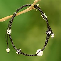 Pulsera estilo Shambhala de plata de primera ley, 'Sonetos de la Paz' - Pulsera estilo Shambhala hecha a mano con cuentas de plata