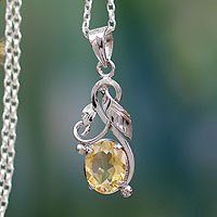 Citrine flower necklace,