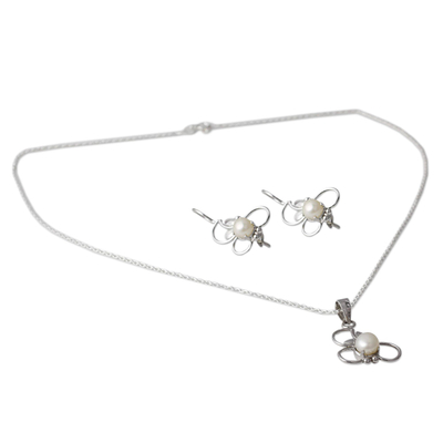 Cultured pearl jewelry set, 'Pure Refinement' - Hand Crafted Cultured Pearl Jewelry Set in Sterling Silver