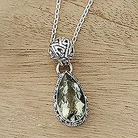 Prasiolith-Anhänger-Halskette, „Grüner Nebel“ – handgefertigter Schmuck aus Prasiolith und Sterlingsilber