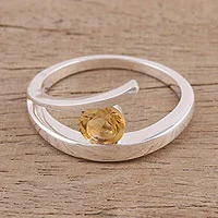 Citrine solitaire ring, 'Dazzling Love' - Handcrafted Sterling Silver Solitaire Citrine Ring