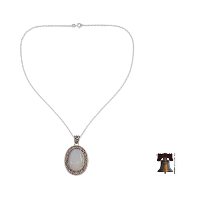 Regenbogen-Mondstein-Anhänger-Halskette, „Dancing Moonlight“ – Halskette aus Mondstein und Sterlingsilber von Artisan Jewelry
