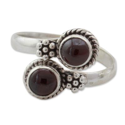 Garnet toe ring