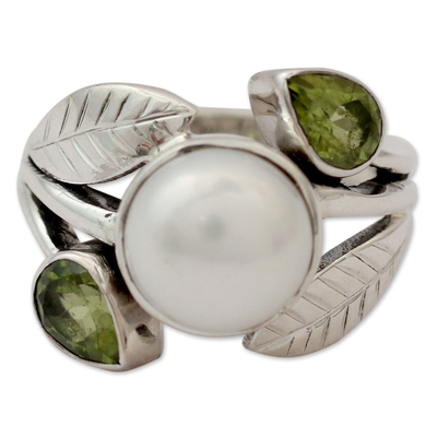 Cultured pearl and peridot cocktail ring, 'Mumbai Romance' - Pearl and Peridot Cocktail Ring from India Jewelry