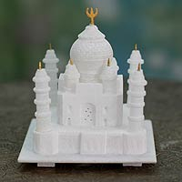 Marble sculpture, 'Taj Mahal' (medium) - Marble sculpture (Medium)