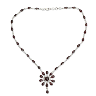 Granat-Y-Halskette - Granat-Blumen-Y-Halskette aus Indien