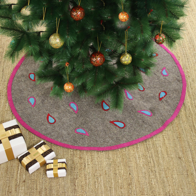 Wool Christmas tree skirt, Festivity