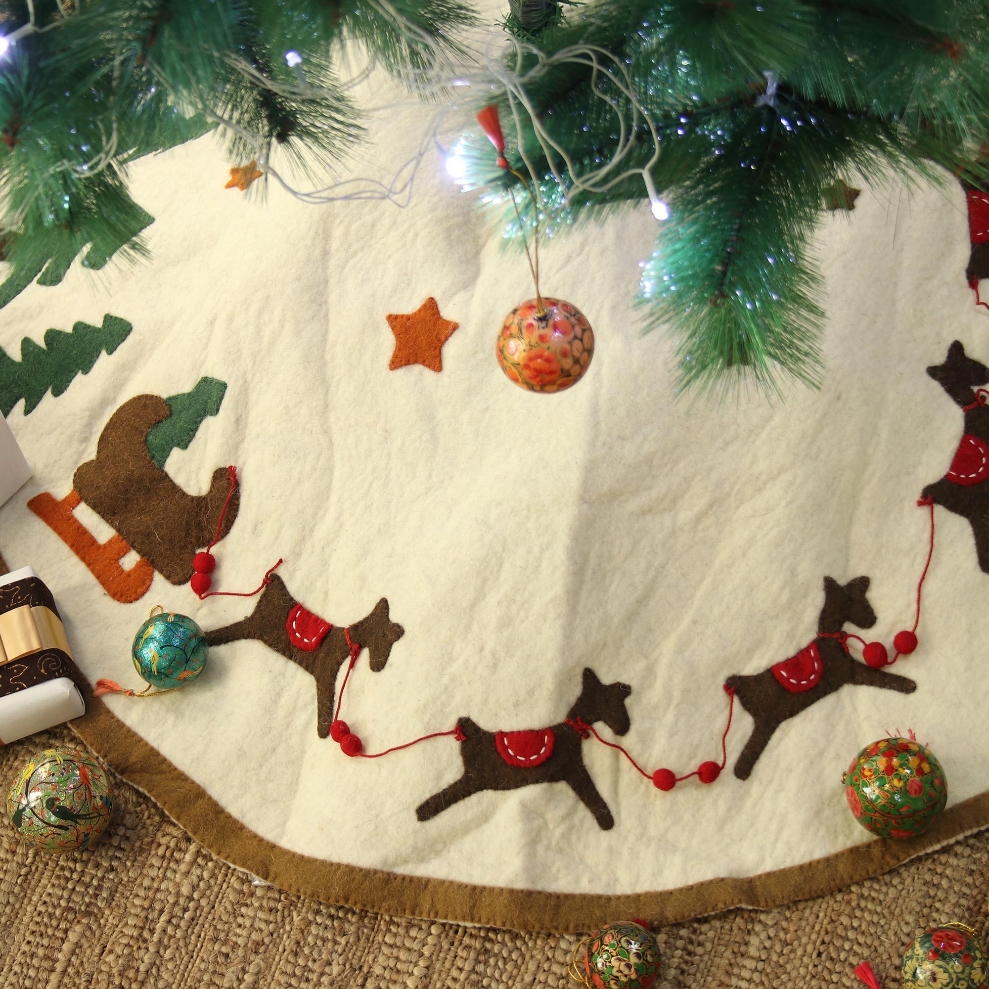 Modern Wool Applique Reindeer Christmas Tree Skirt Reindeer Sleigh