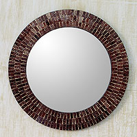 Espejo de mosaico de vidrio, 'Maroon Reflection' - Espejo de pared redondo de azulejos de vidrio