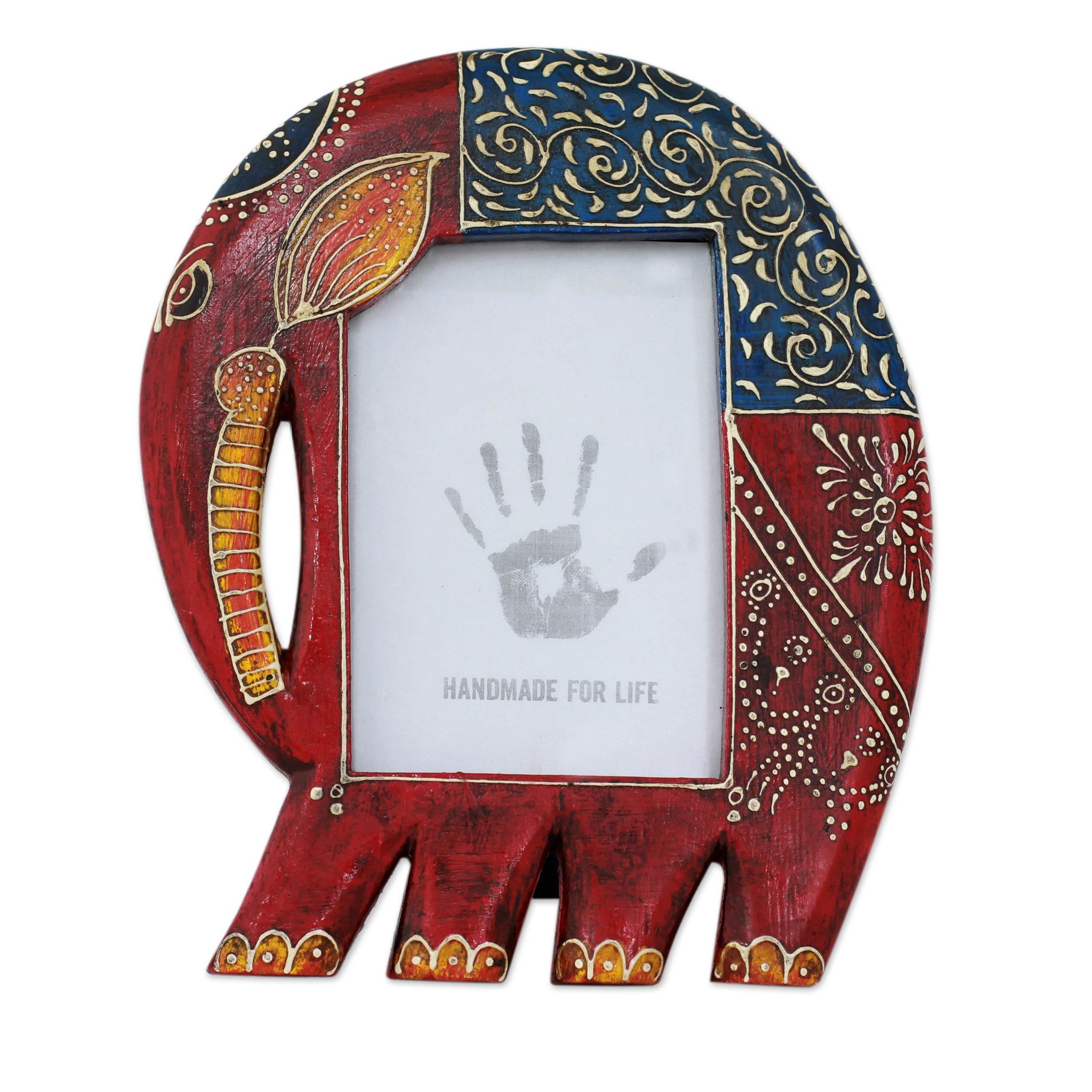 Handcrafted Wood Photo Frame from India (4x6) Happy Elephant NOVICA