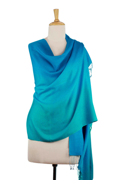 Chal de seda y lana, 'Turquoise Shimmer' - Chal de mezcla de seda y lana turquesa Ombre