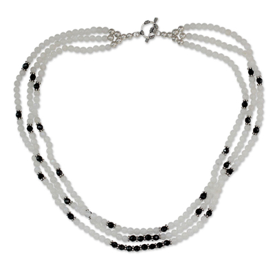 Regenbogen-Mondstein- und Onyx-Strang-Halskette - Fair gehandelte, handgefertigte Mondstein- und Onyx-Halskette